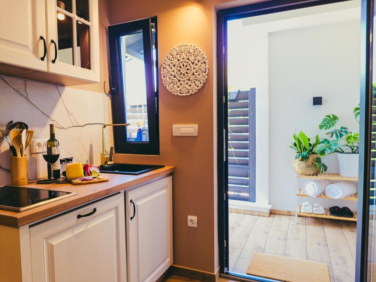 Residence ǁ Corino Biograd Na Moru Eksteriør bilde